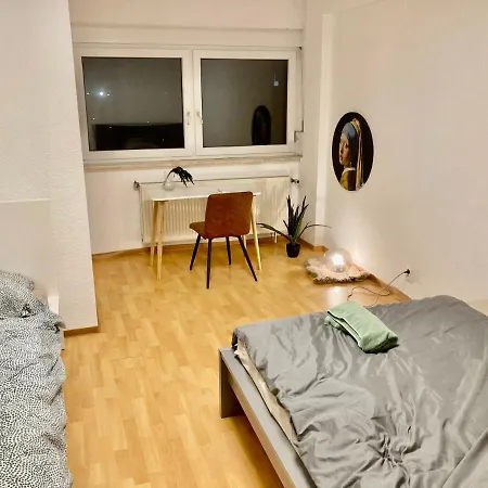 Taunus Floor Balkon Altstadt Messe Frankfurt 10 Min Apartment